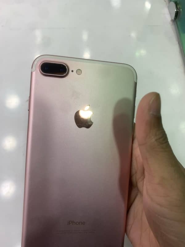 Iphone 7 plus 256 gb aproved 6