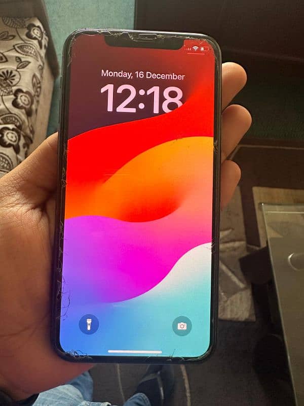 IPhone 11 Pro 64gb Pta Approved 1