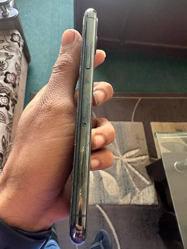 IPhone 11 Pro 64gb Pta Approved 4