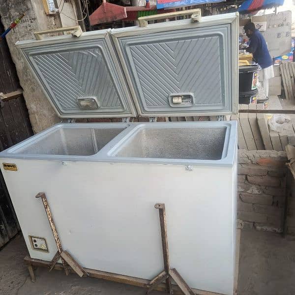 Waves Deep Freezer Double Door great condition 6