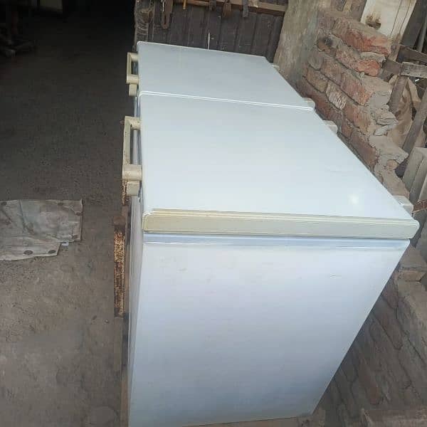 Waves Deep Freezer Double Door great condition 7