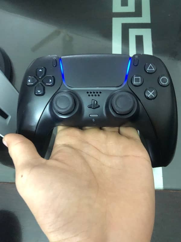 PS5 console 3