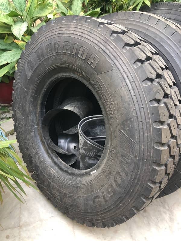 Warrior Truck Tire 0