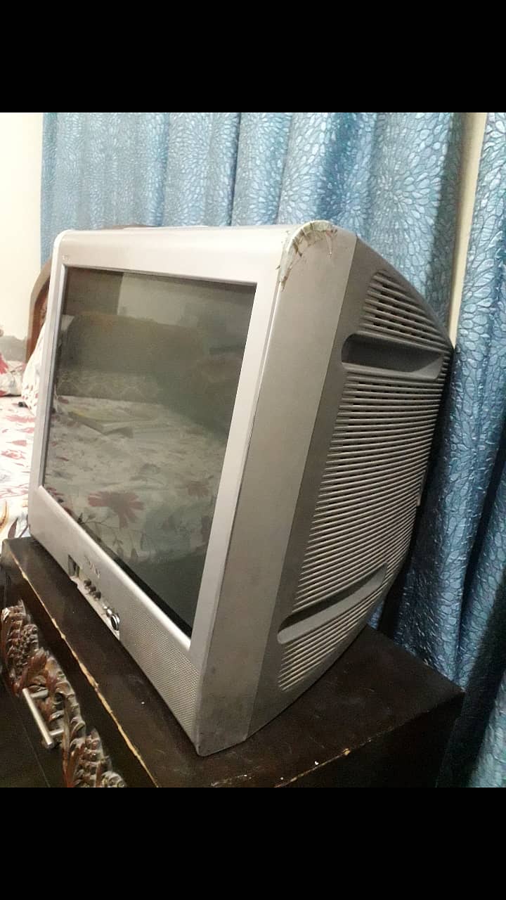 Tv for sale 6