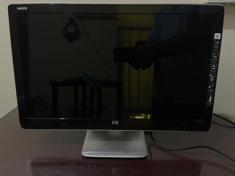 HP 23-inch LCD Monitor 0