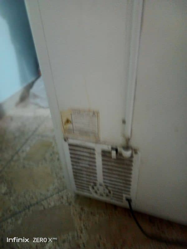 I'm selling Haier Dee freezer 2