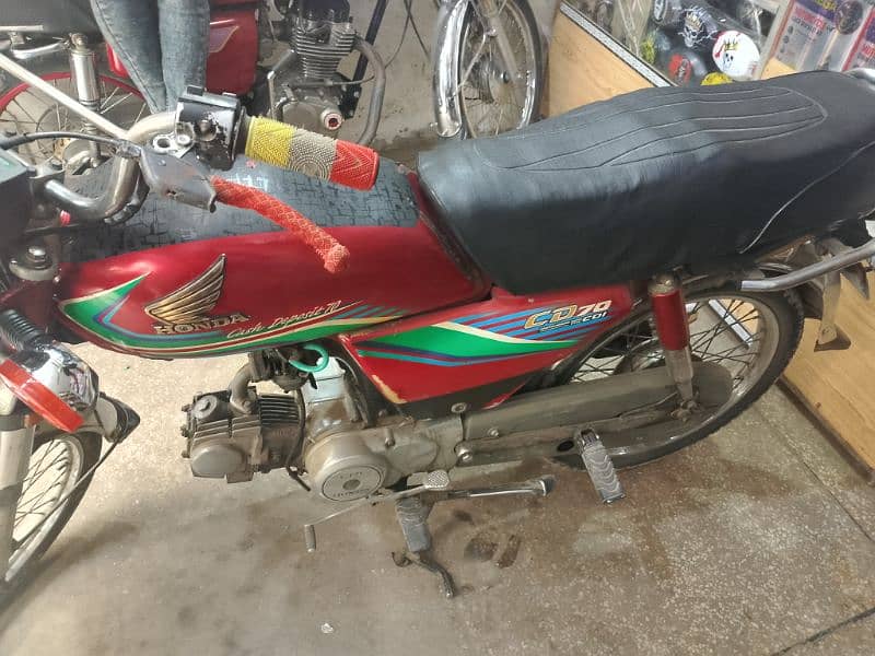 Honda CD70 2015 1