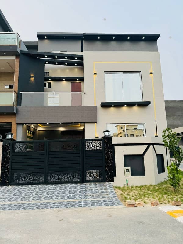 3 Years Installments Plan Brand New House For Sale In Park View City 0