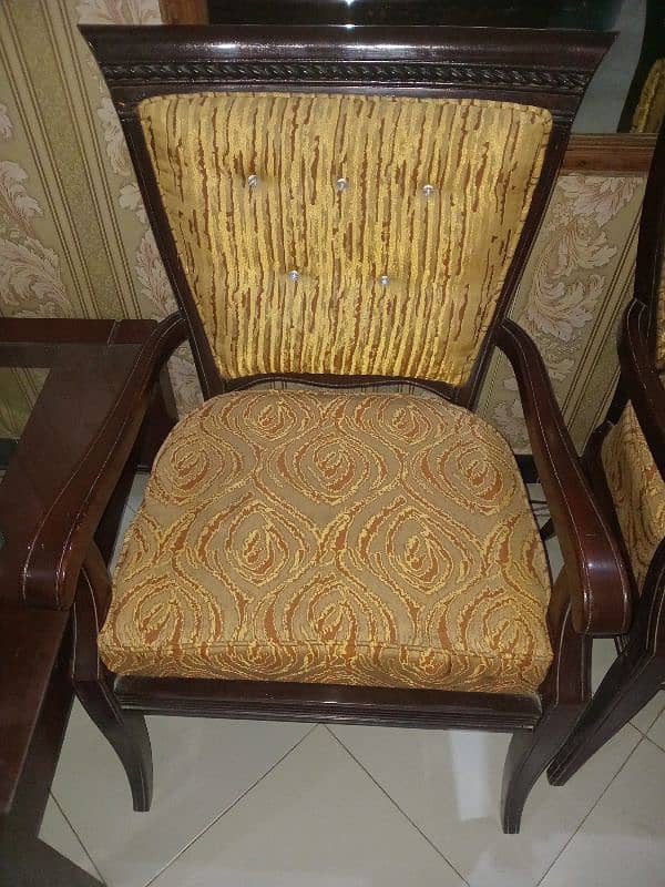 4-seater chairs for sale 0