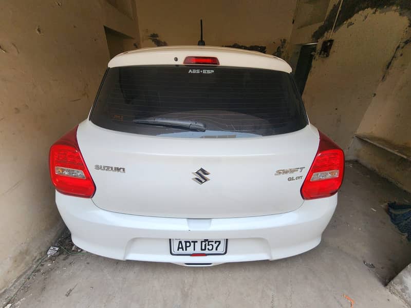 Suzuki Swift 2022 GL CVT 2