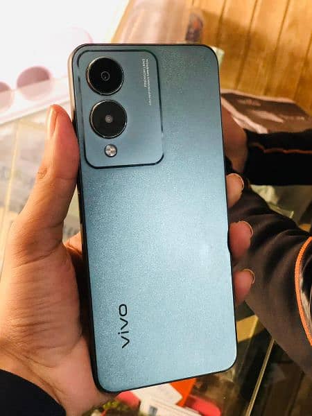 Vivo y17s 4+4 128 Good Condition 0