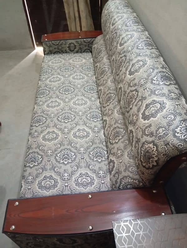 Sofa set for sale 1