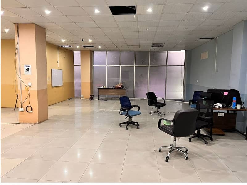 Area 3000 Square Commercial Corporate Office Available For Rent In Gulberg 3 0