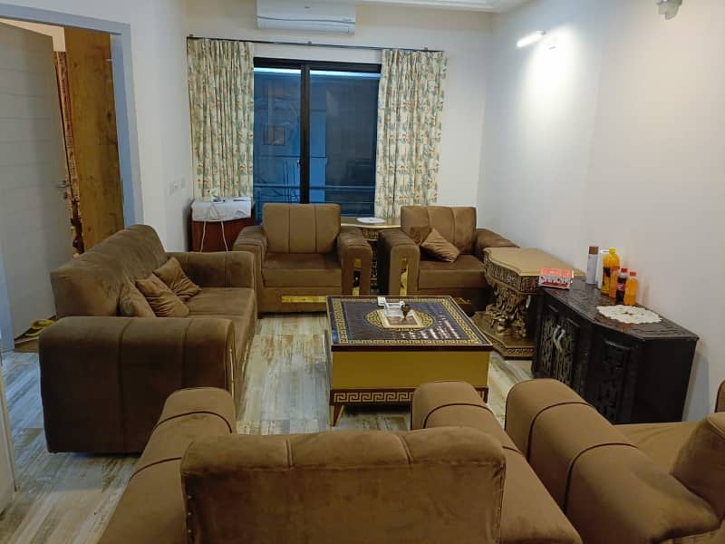 2 bedroom Fully Furnished Elegant Design Maintained Apartment 6