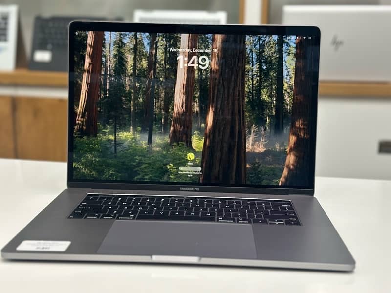 MACBOOK PRO 2019 !! CORE-i9 !! 32 GB RAM !! 512 GB SSD 0