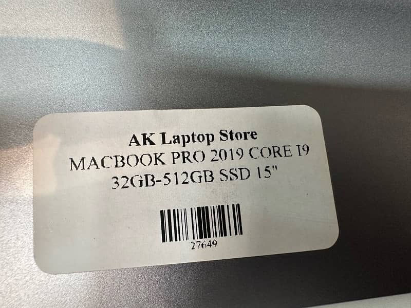 MACBOOK PRO 2019 !! CORE-i9 !! 32 GB RAM !! 512 GB SSD 4