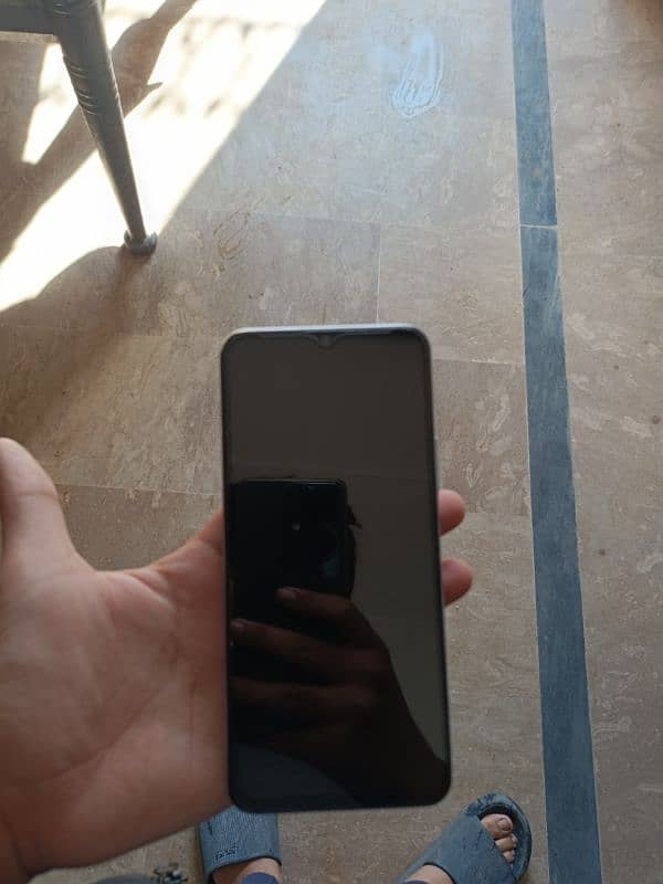 vivo y51s 10/10 condition 1