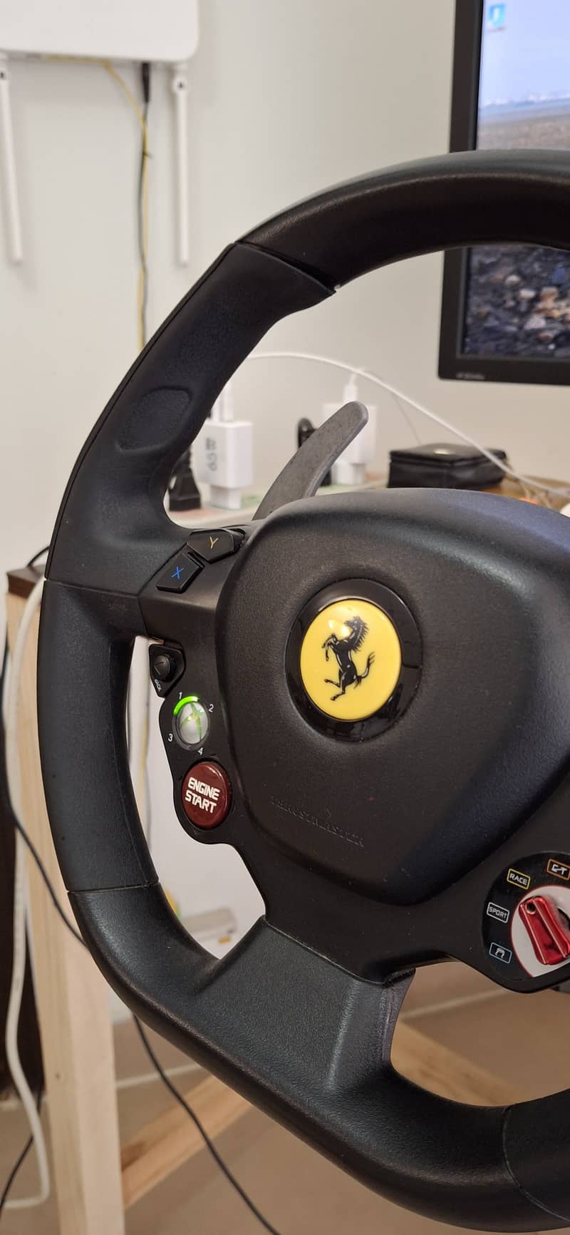 Gaming steering wheel. Thrustmaster T80 Ferrari 488 GTB Edition 3