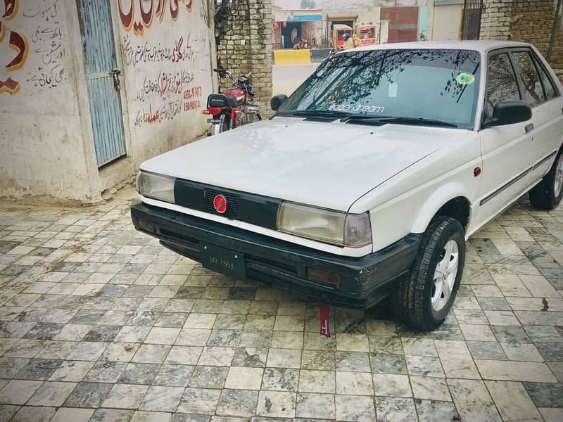 Nissan Sunny 1988 8