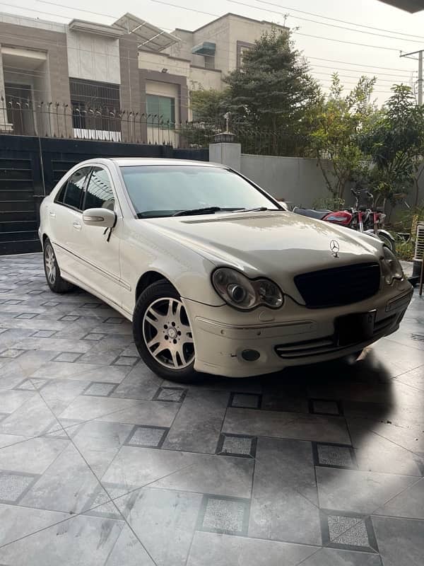 Mercedes C Class 2006 kompressor 1