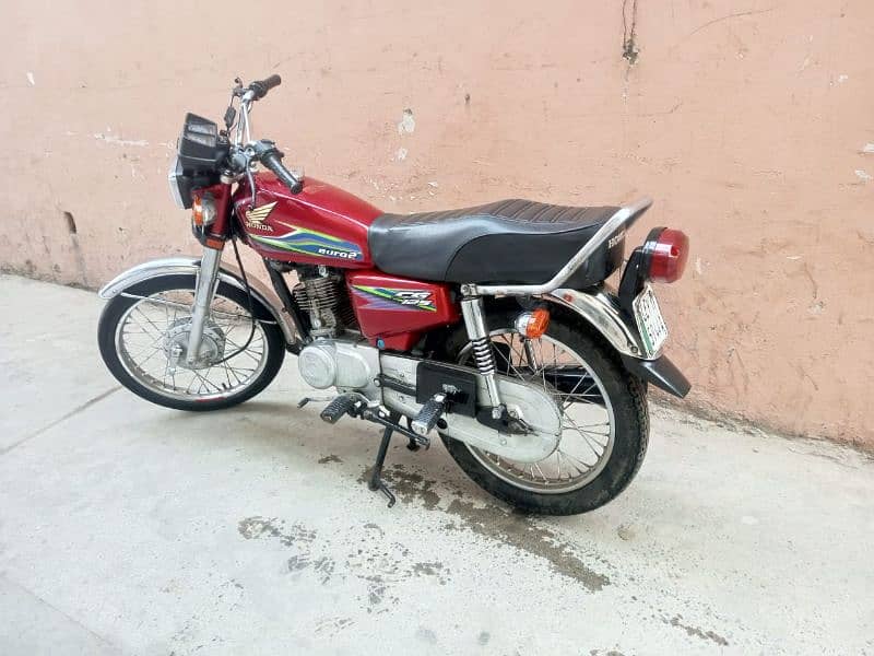 Honda 125 Model 2017 Lahore Number 3