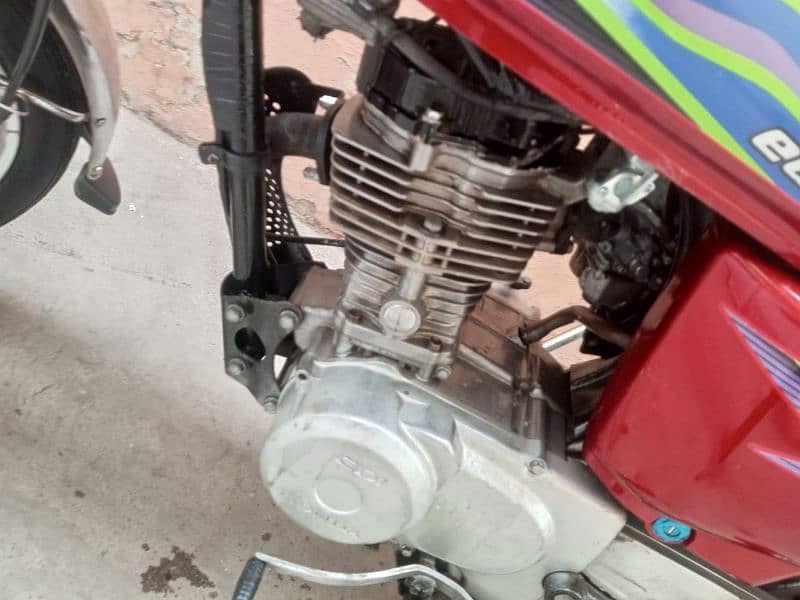 Honda 125 Model 2017 Lahore Number 12