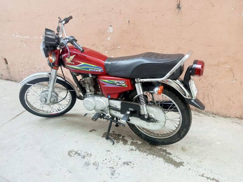 Honda 125 Model 2017 Lahore Number 15