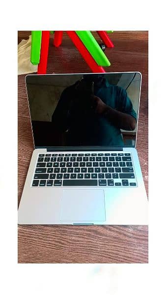 Macbook for sale 0