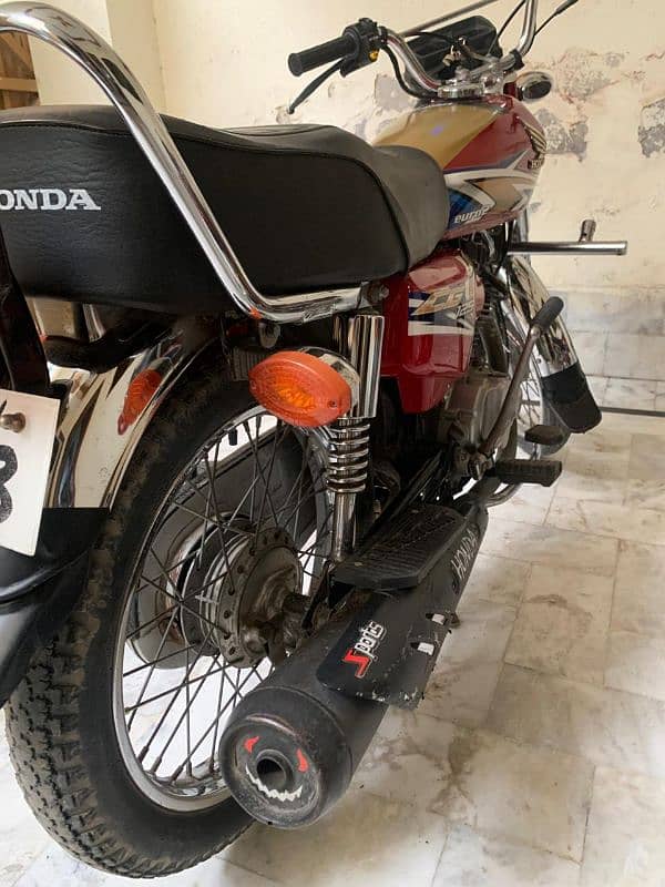 Honda 125 good condition 2