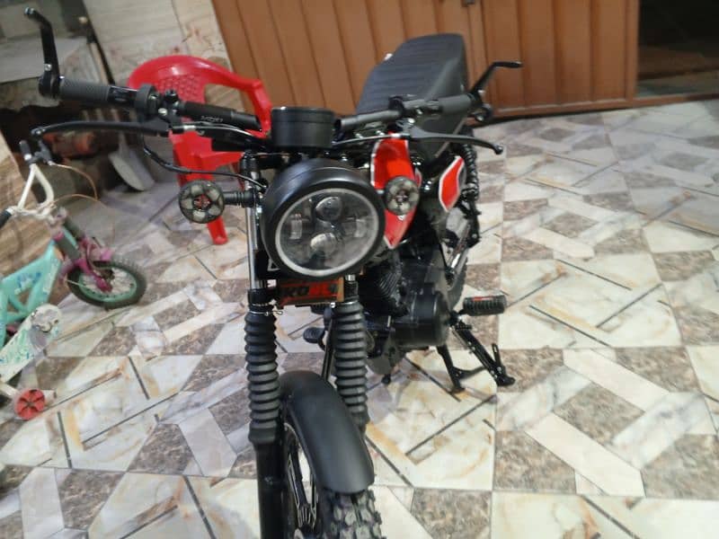 vip honda125 modified to cafy racer 3