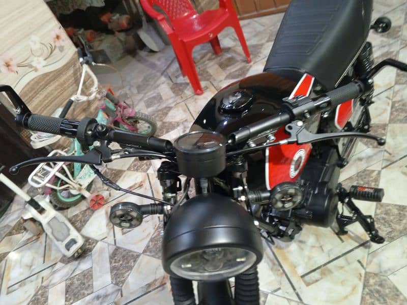 vip honda125 modified to cafy racer 5