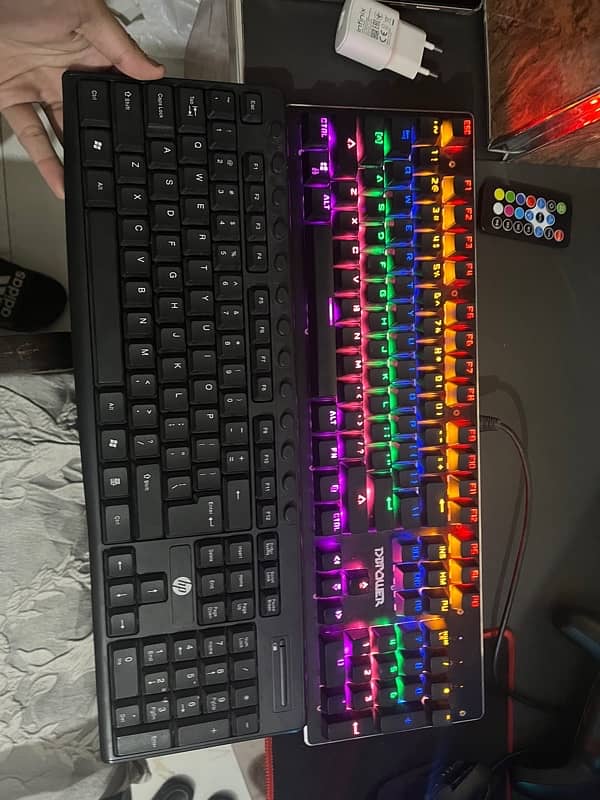 gaming rgb keyboard wired and simple keyboard wireless 0