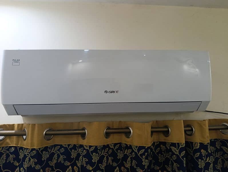 GREE AC ALMOST NEW FOR SALE 4