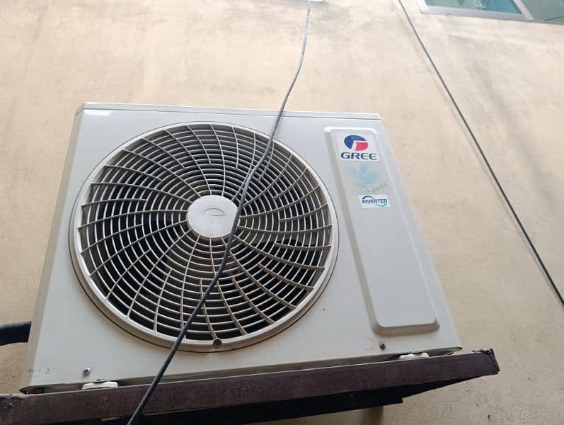 GREE AC ALMOST NEW FOR SALE 8