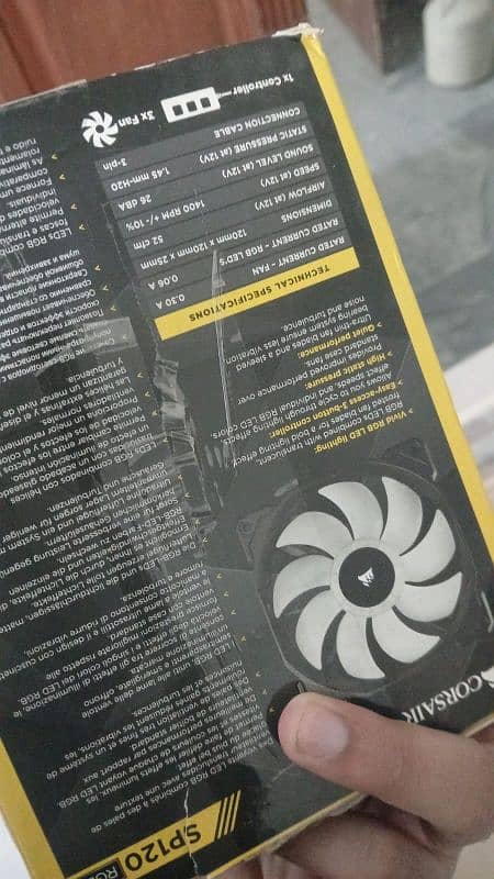 corsair box open new argb fans kit 3 fans and 1 controller 1