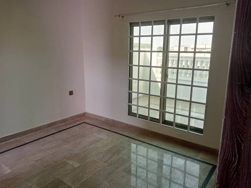 10 Marla Lower Portion Available For Rent In Nasheman Iqbal Phase 2 1