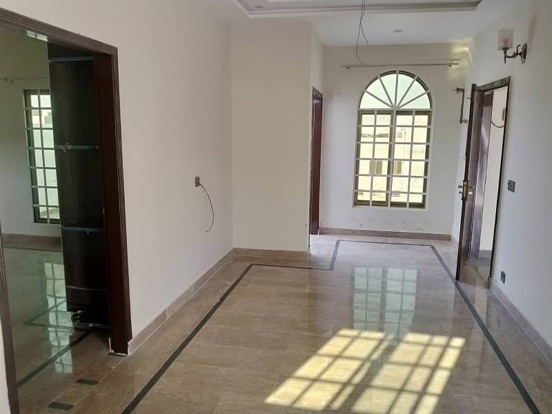 10 Marla Lower Portion Available For Rent In Nasheman Iqbal Phase 2 4