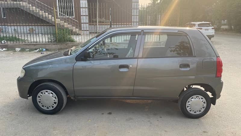 Suzuki Alto 2011 3