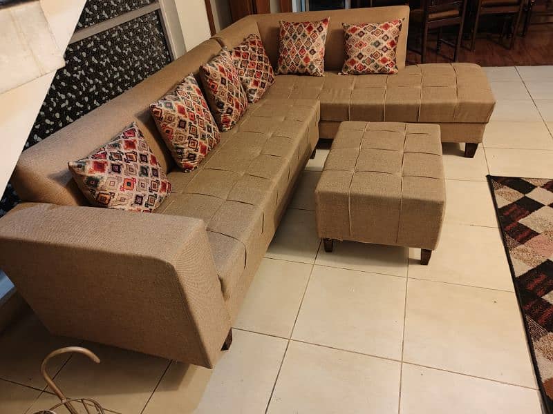 L shaped Sofa 0