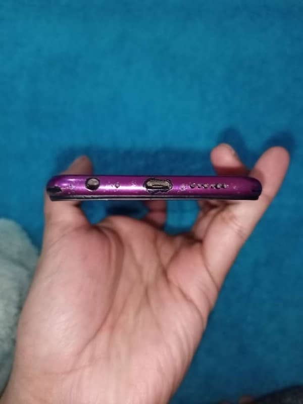 oppo F9 4