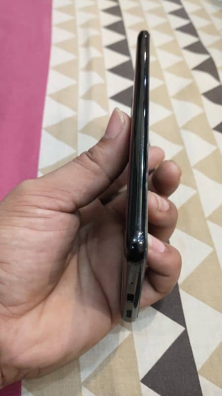 Samsung S20 plus 5g (no shade no spot no crack] Mint condition 5