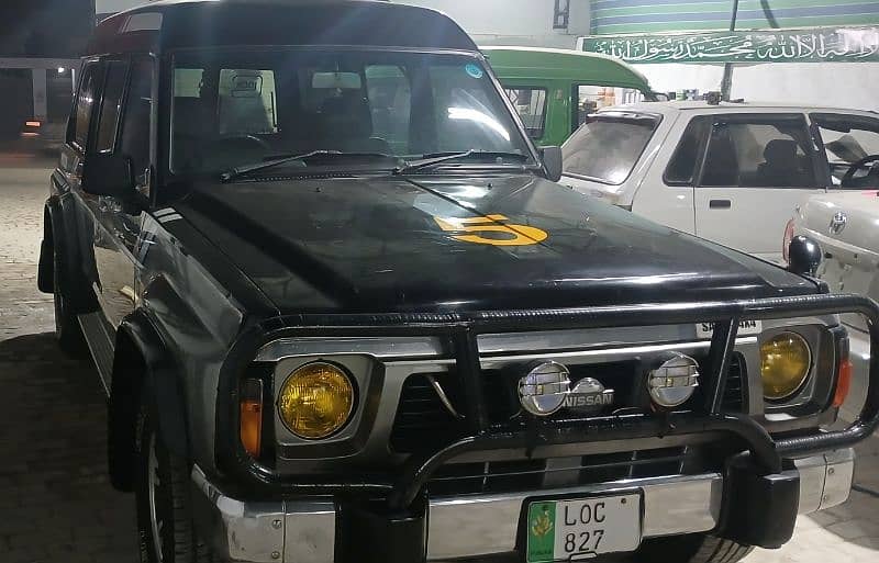 Nissan Patrol 1990 7