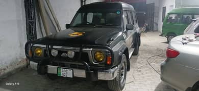 Nissan Patrol 1990