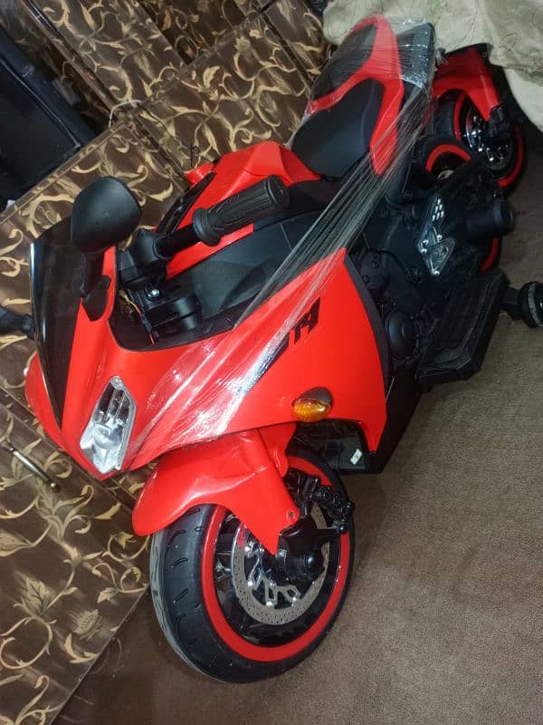 R one motorcycle brand new 3