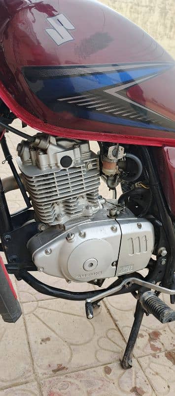 Suzuki 150 excellent condition no work required 9