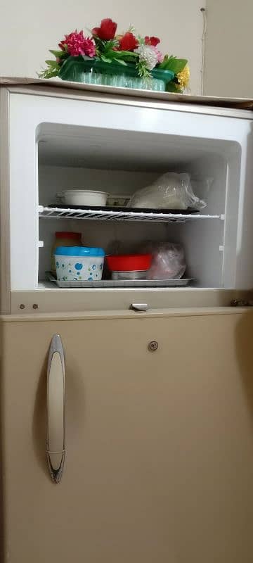 Refrigerator 4