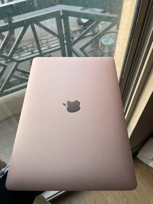 Macbook air m1 8/256gb complete box 7