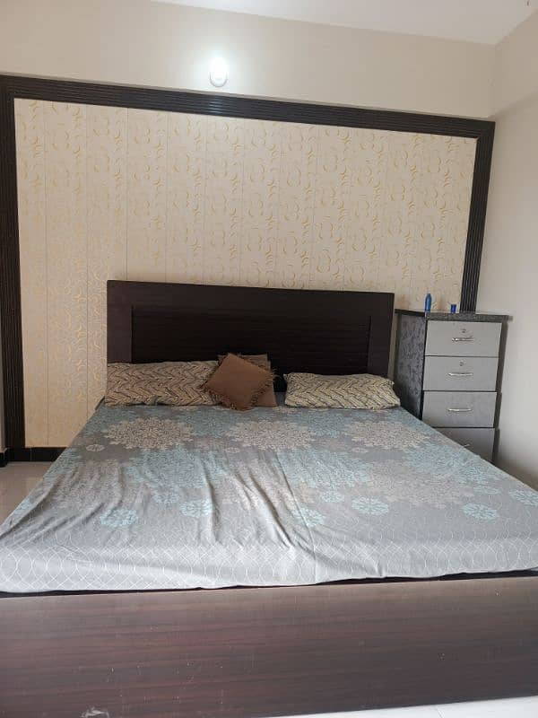 king size bed for sale 0