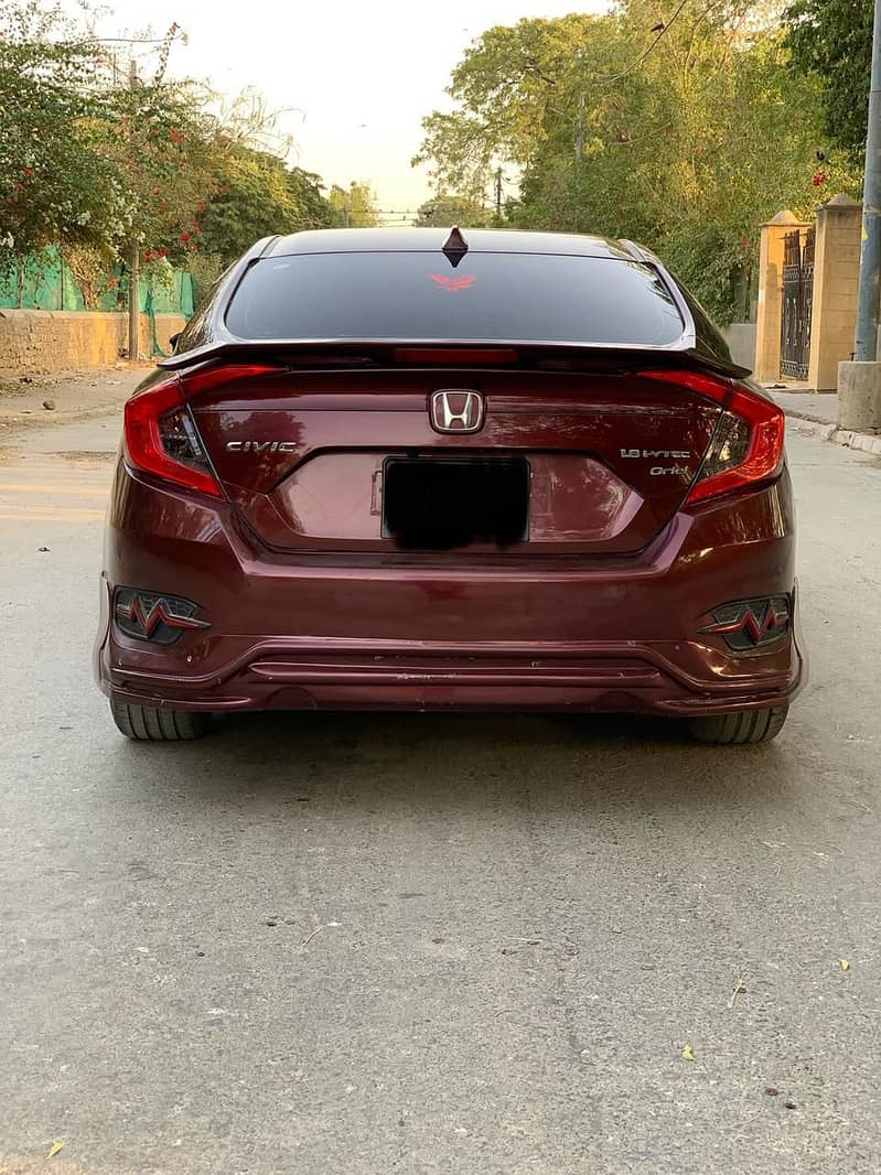 Honda Civic 2018 UG 14