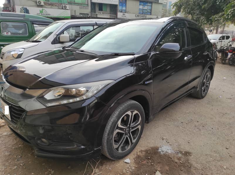 Honda Vezel 2014 Honda Vezel  Hybrid Z 2